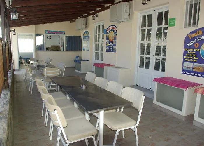 Youth Anna * Perísza