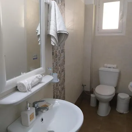 אכסניה Hostel World Perissa פריסה