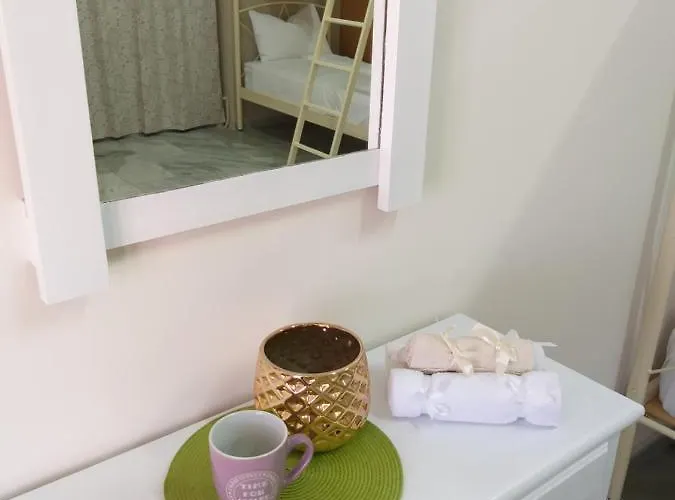 Youth Anna Perissa (Santorini)